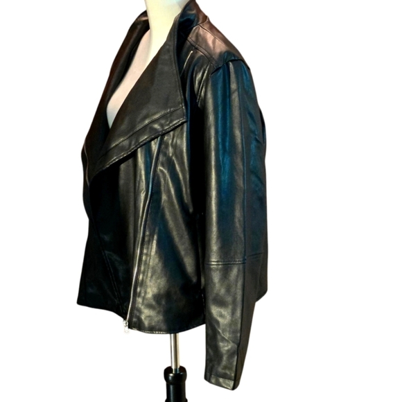Ookie & Lala Black Faux Leather Moto Jacket Asymmetrical Collar Women size XL - Picture 5 of 16